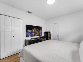 9032 SW 8th Ter, Miami FL 33174