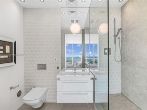 450 Alton Rd PH1, Miami Beach FL 33139