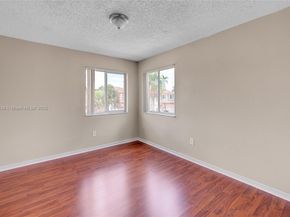 1688 SW 158th Ave, Pembroke Pines FL 33027