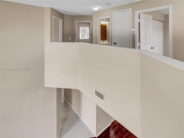 1688 SW 158th Ave, Pembroke Pines FL 33027