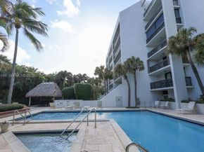 4201 N Ocean Dr 304, Hollywood FL 33019