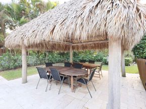 4201 N Ocean Dr 304, Hollywood FL 33019