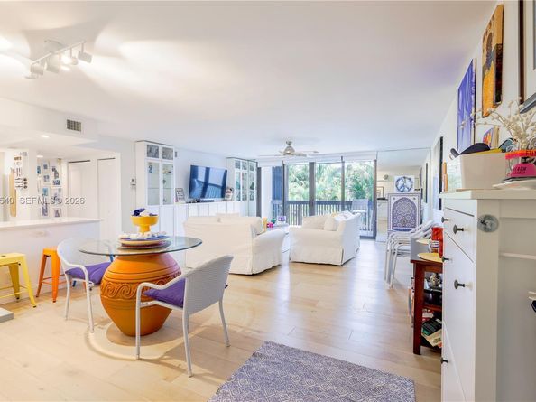 4201 N Ocean Dr 304, Hollywood FL 33019