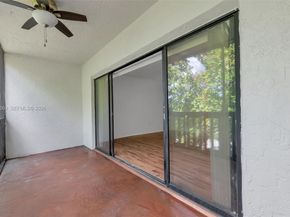 1021 Mockingbird Ln 302, Plantation FL 33324