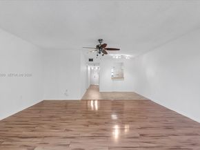 1021 Mockingbird Ln 302, Plantation FL 33324