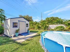 4881 NE 13th Ave, Oakland Park FL 33334