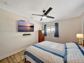 4881 NE 13th Ave, Oakland Park FL 33334