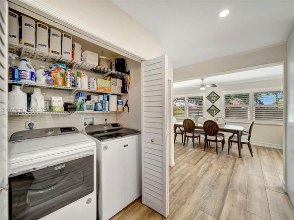 4881 NE 13th Ave, Oakland Park FL 33334