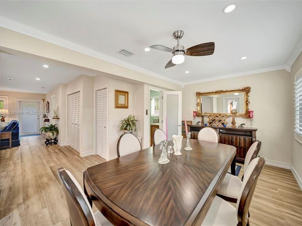 4881 NE 13th Ave, Oakland Park FL 33334