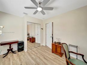 4881 NE 13th Ave, Oakland Park FL 33334