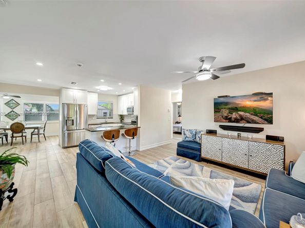 4881 NE 13th Ave, Oakland Park FL 33334