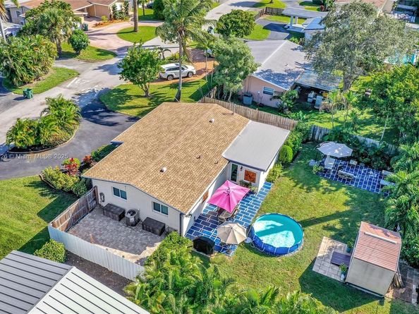4881 NE 13th Ave, Oakland Park FL 33334