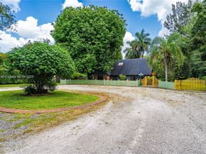 6031 SW 82nd Ave, Miami FL 33143