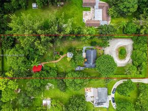 6031 SW 82nd Ave, Miami FL 33143