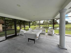 19150 S Saint Andrews Dr, Hialeah FL 33015