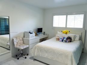 19150 S Saint Andrews Dr, Hialeah FL 33015