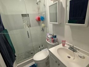 19150 S Saint Andrews Dr, Hialeah FL 33015