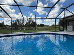 19150 S Saint Andrews Dr, Hialeah FL 33015