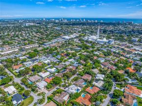 2115 NE 54th Ct, Fort Lauderdale FL 33308
