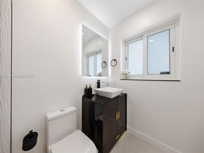 2115 NE 54th Ct, Fort Lauderdale FL 33308