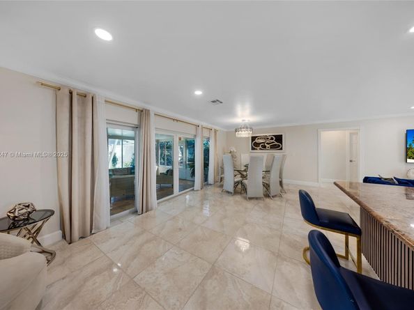 2115 NE 54th Ct, Fort Lauderdale FL 33308