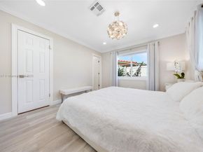 2115 NE 54th Ct, Fort Lauderdale FL 33308