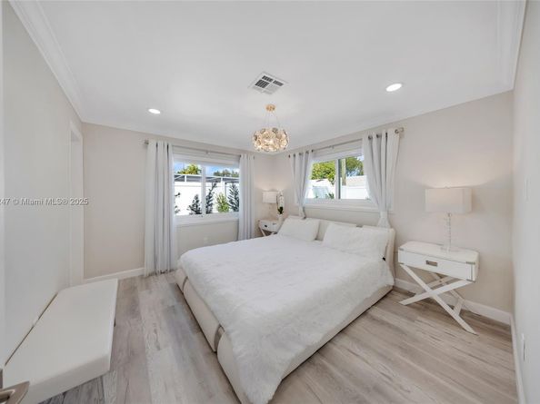 2115 NE 54th Ct, Fort Lauderdale FL 33308