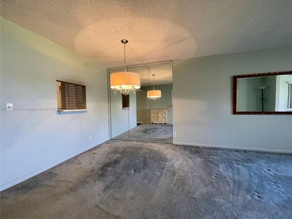 10123 Sunrise Lakes Blvd 208, Sunrise FL 33322