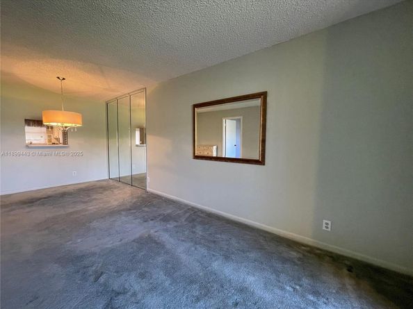 10123 Sunrise Lakes Blvd 208, Sunrise FL 33322