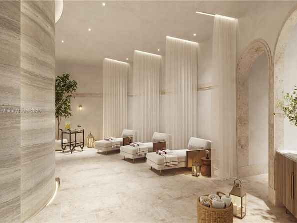 99 SE 5th St 3001, Miami FL 3001