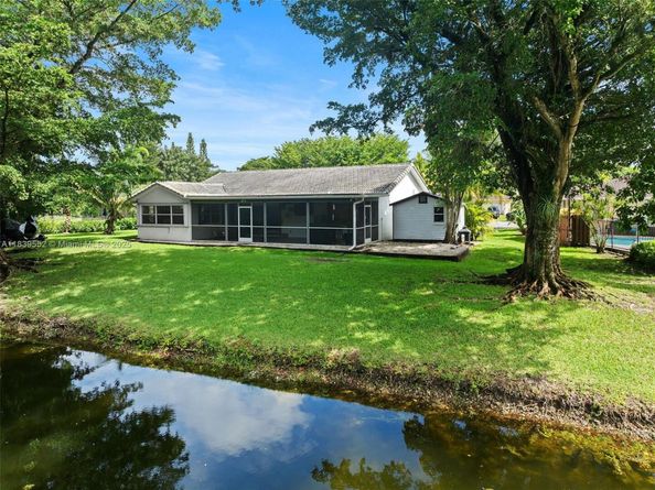 2250 NW 41st Ave, Coconut Creek FL 33066