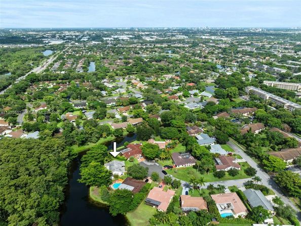 2250 NW 41st Ave, Coconut Creek FL 33066