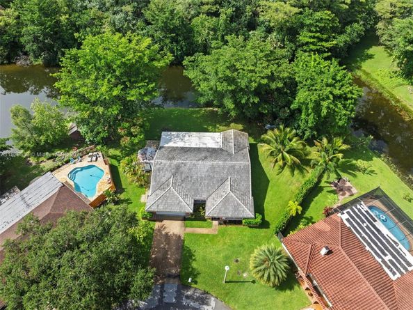 2250 NW 41st Ave, Coconut Creek FL 33066