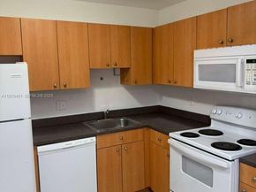 837 NW 46th Ave 837, Plantation FL 33317