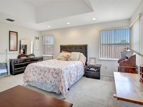 1562 NW 157th Ave, Pembroke Pines FL 33028