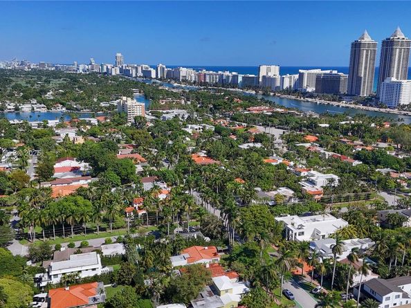 4484 Royal Palm Ave, Miami Beach FL 33140