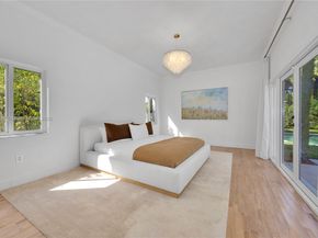 4484 Royal Palm Ave, Miami Beach FL 33140