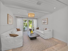 4484 Royal Palm Ave, Miami Beach FL 33140