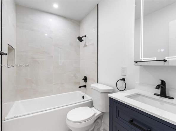 9080 NW 23rd St, Coral Springs FL 33065
