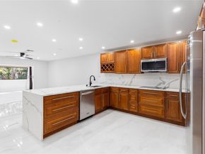 9080 NW 23rd St, Coral Springs FL 33065