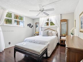 700 S Hollybrook Dr 201, Pembroke Pines FL 33025