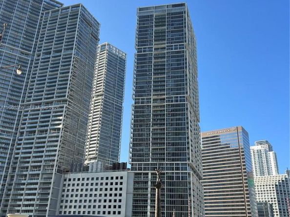 485 Brickell Ave 2508, Miami FL 33131