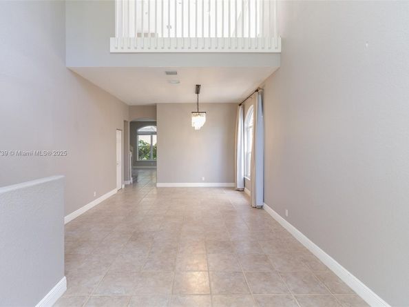 3839 SW 51st St, Hollywood FL 33312