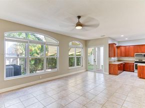 3839 SW 51st St, Hollywood FL 33312