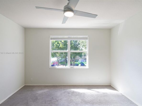 3839 SW 51st St, Hollywood FL 33312