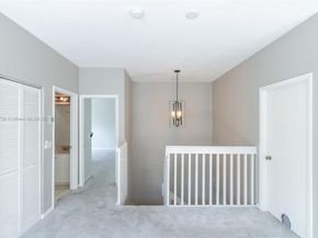 3839 SW 51st St, Hollywood FL 33312