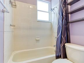 3839 SW 51st St, Hollywood FL 33312