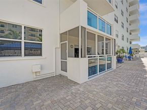 1701 S Ocean Dr 105, Hollywood FL 33019