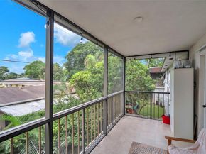 2324 Van Buren St 204, Hollywood FL 33020