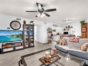 2324 Van Buren St 204, Hollywood FL 33020